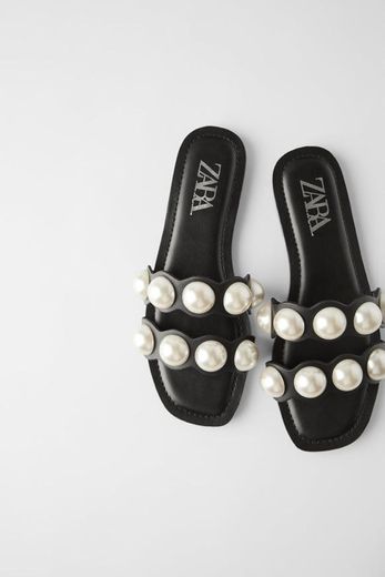 Flat leather sandals with pearls-Zara 
