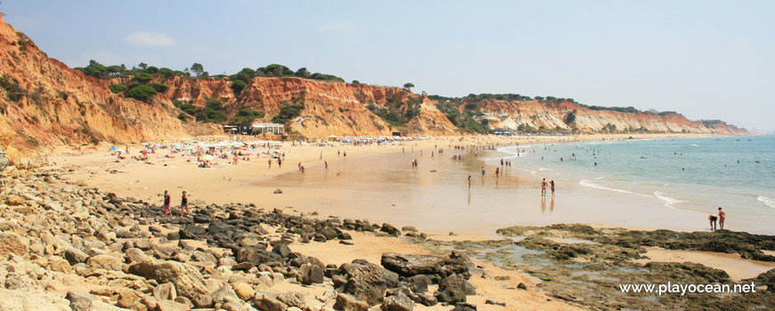 Lugar Praia da Falésia (Praia do Barranco das Belharucas)