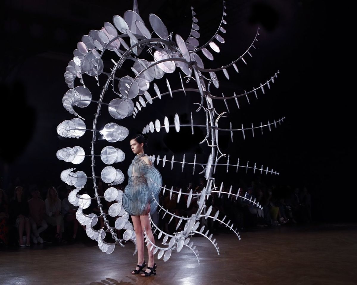 Social Iris Van Herpen