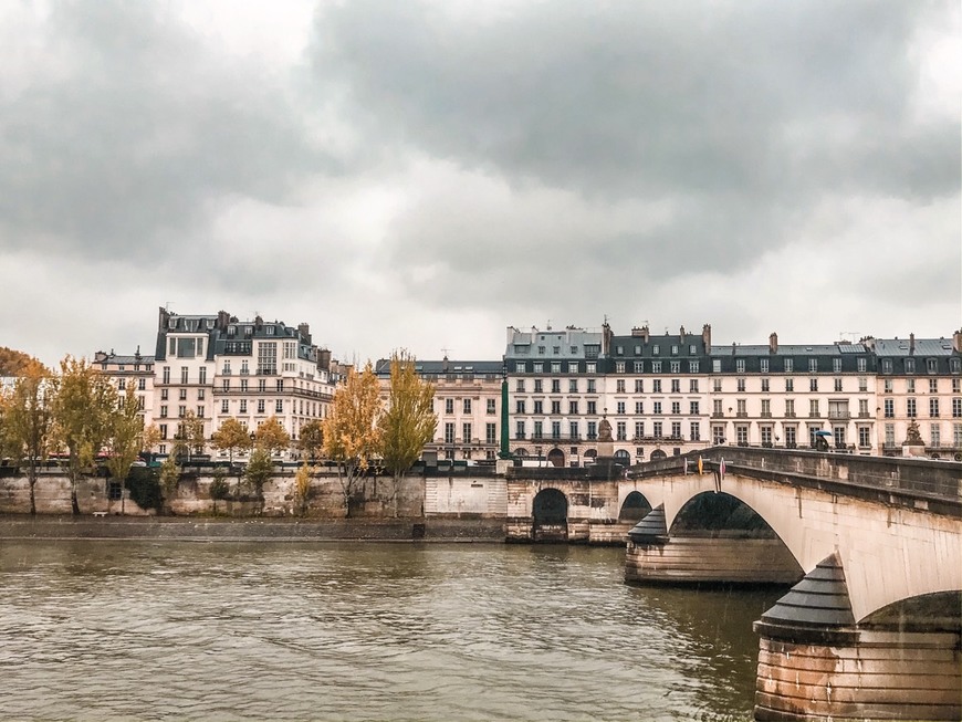 Place Puente de las Artes