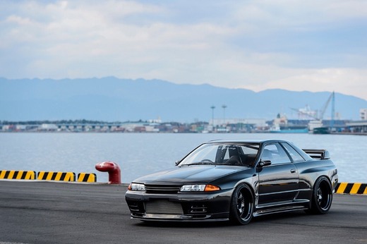 Nissan Skyline GT-R (R32)