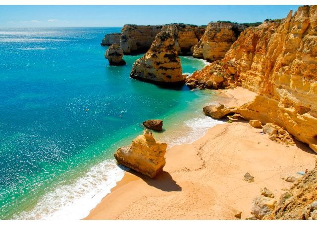 Place Praia da Marinha