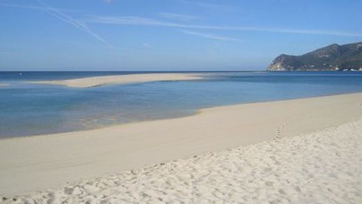 Praia da Figueirinha