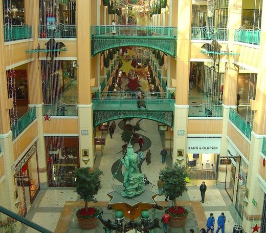 Colombo Shopping Centre