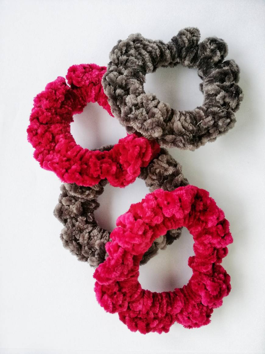 Elástico scrunchie de veludo