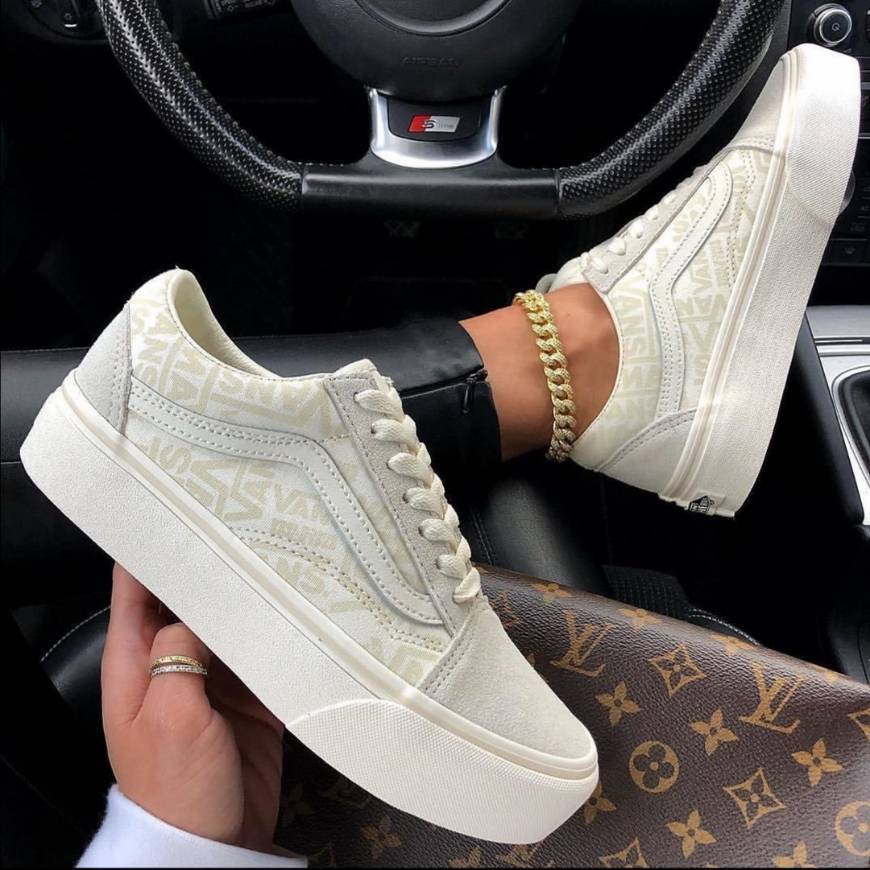 Social Vans