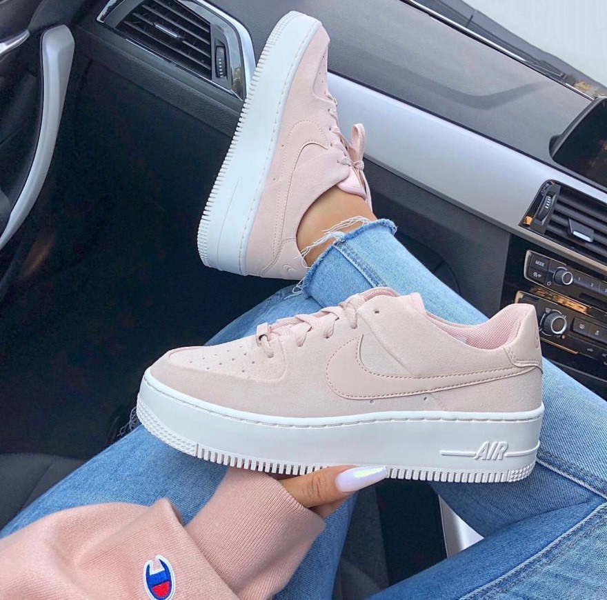 Moda Nike Air Force 1 Sage Low