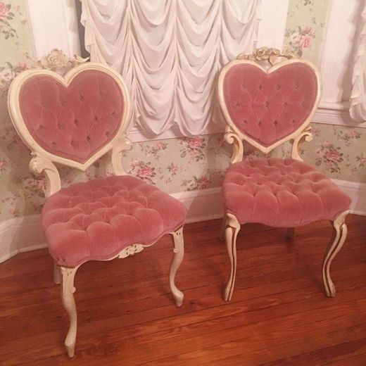 cadeiras pink