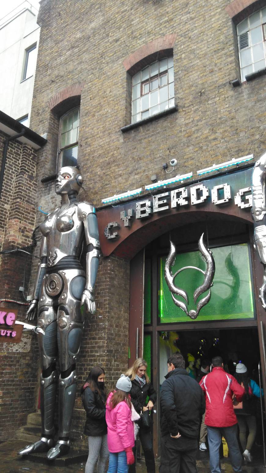 Restaurants Cyberdog