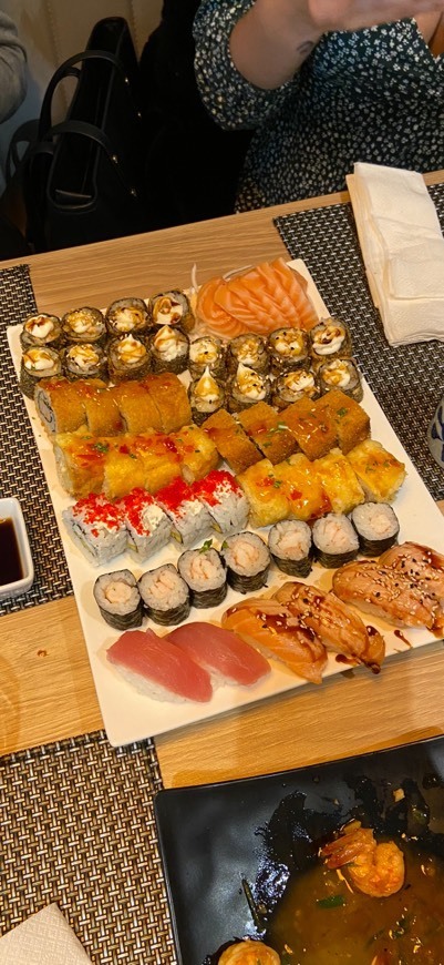 Restaurantes Temple Sushi ＆ Grill