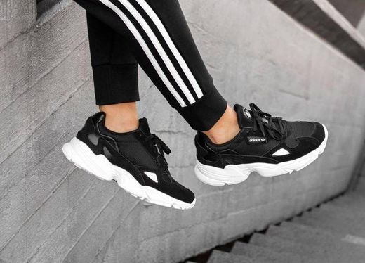 Adidas falcon 