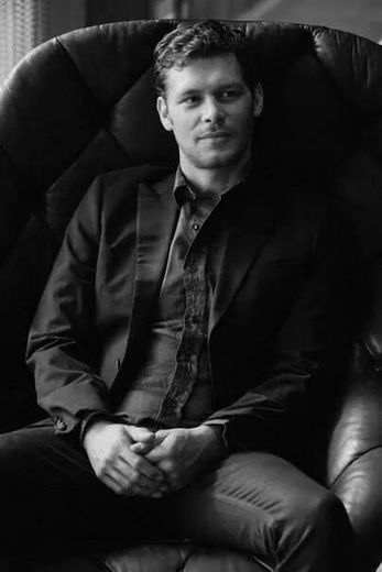 Joseph Morgan 