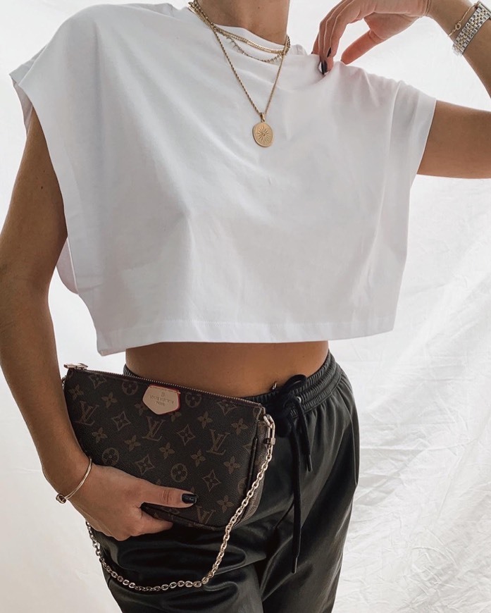 Social Crop top Loavies