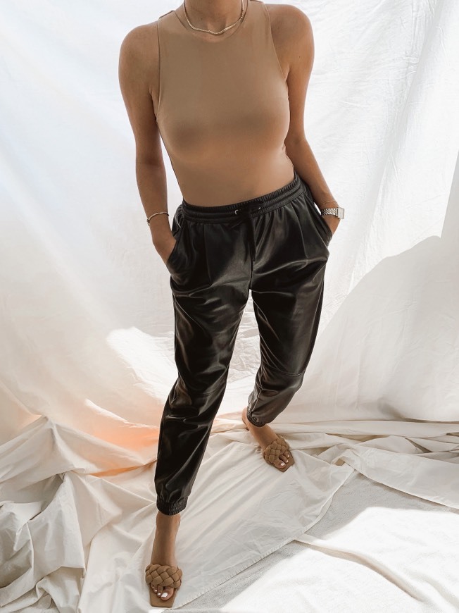 Social Calça jogger efeito pele