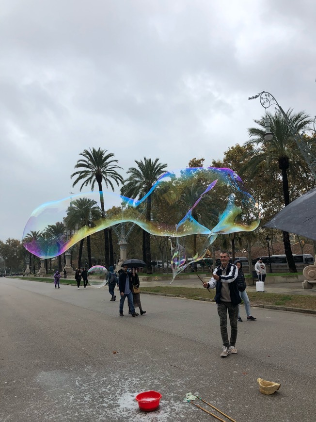 Place Arc de Triomf