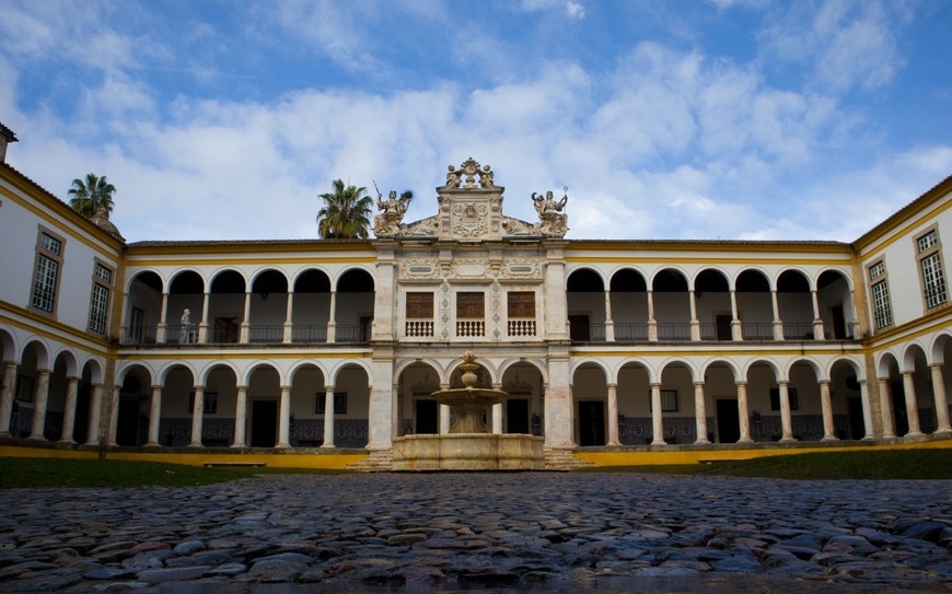 Places Universidade de Évora