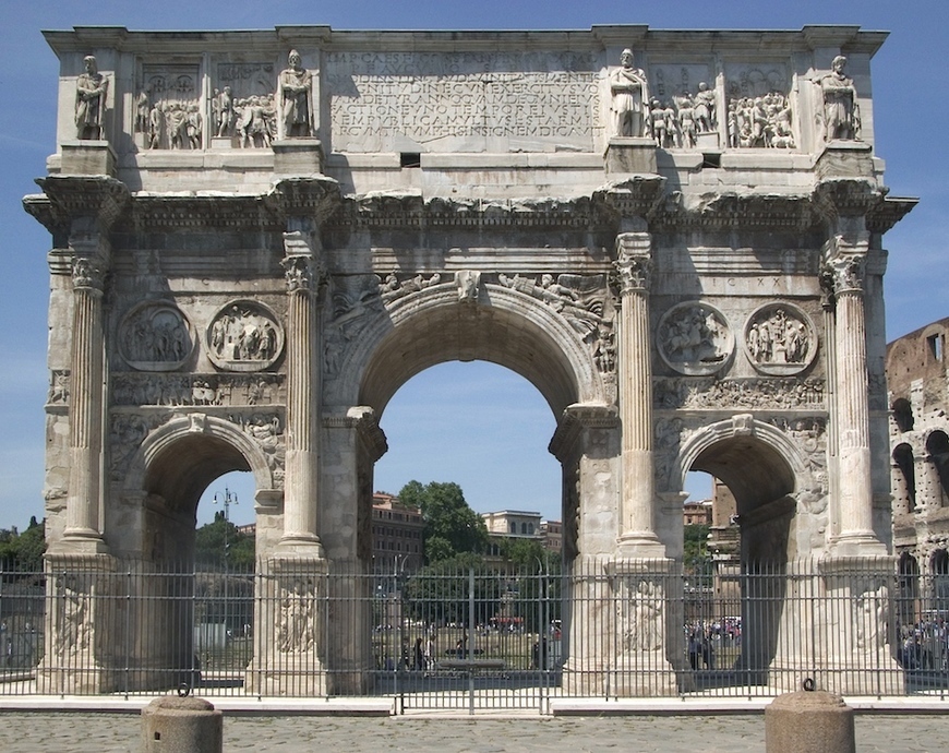 Place Arco de Constantino