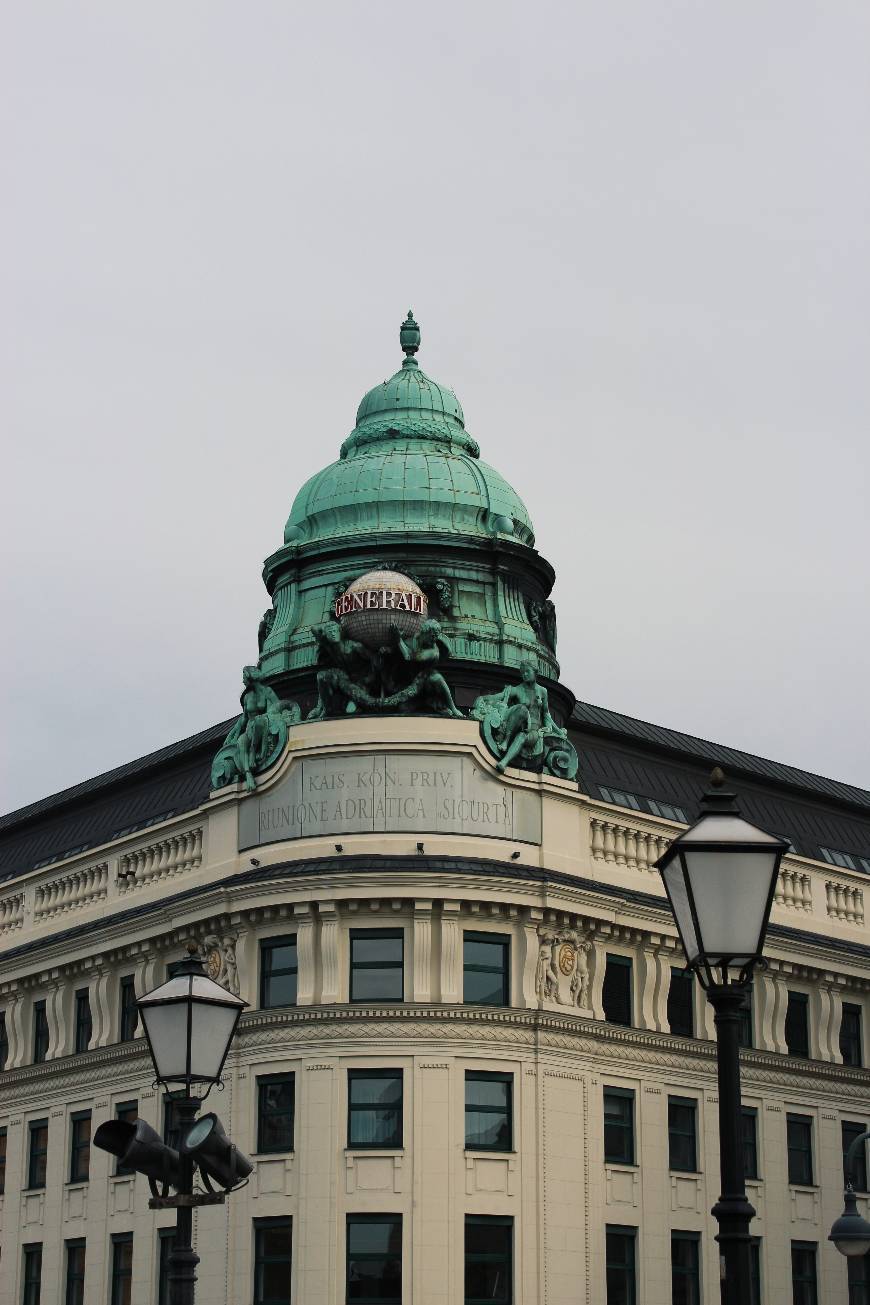 Place Recantos de Viena