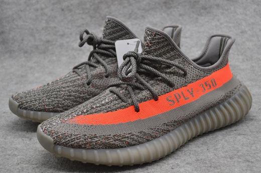 YEEZY BOOST Beluga