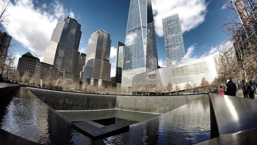 Lugar 9/11 Memorial