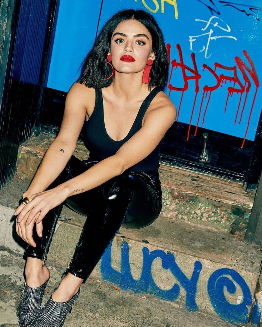 Social Lucy Hale