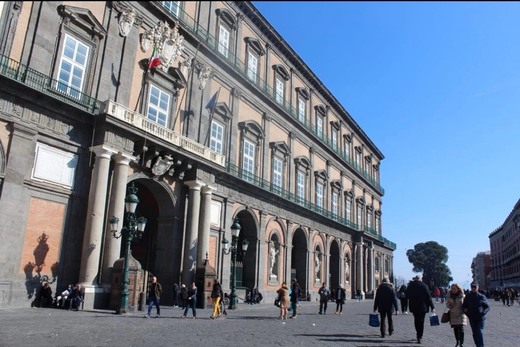 Palacio Real de Nápoles