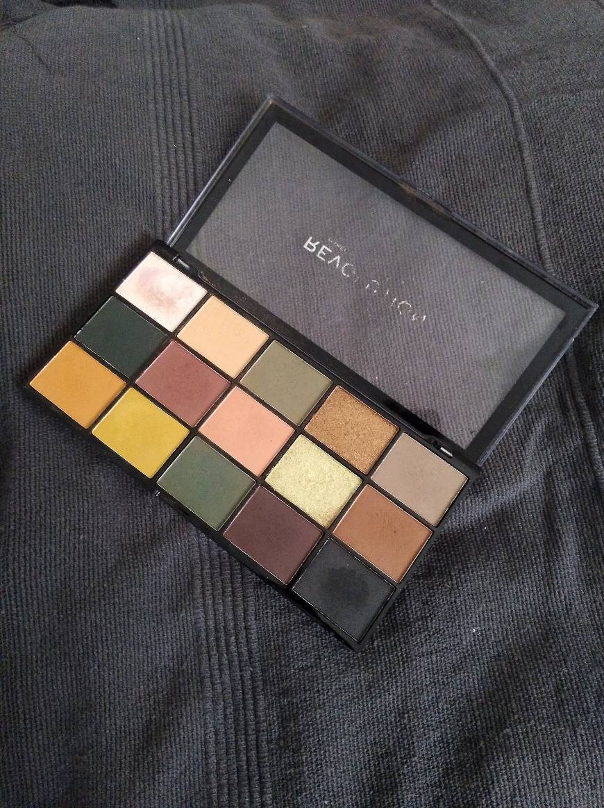 Fashion Makeup Revolution Reloaded Palette Iconic Division