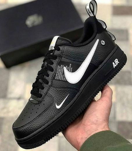 Nike lvl 8 black