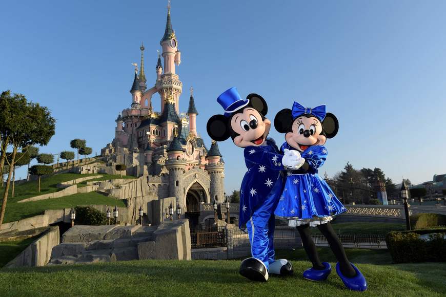 Disneyland Paris - tickets, deals, family holidays | Disneyland Paris