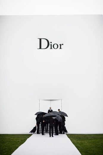Dior wallpaper 