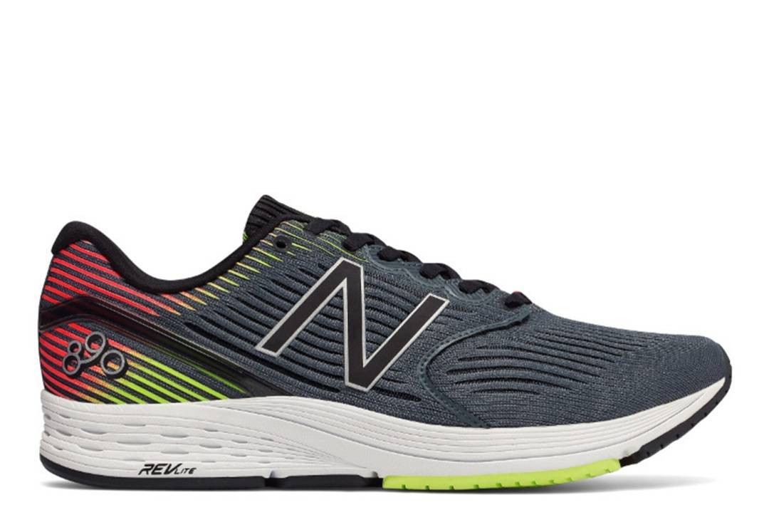 Moda Women's Athletic Apparel & Footwear - New Balance