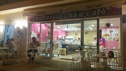 Saboreia chá e café