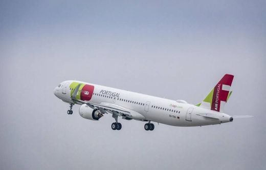 TAP Air Portugal: FlyTAP - Official Site