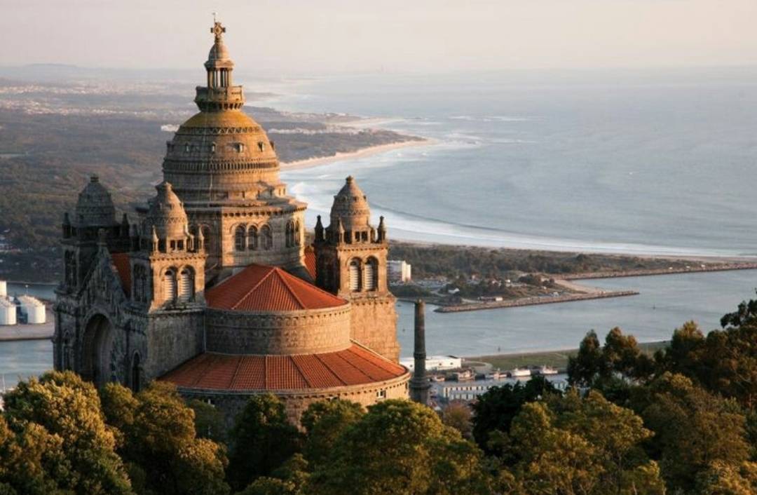 Lugar Santuário do Monte de Santa Luzia