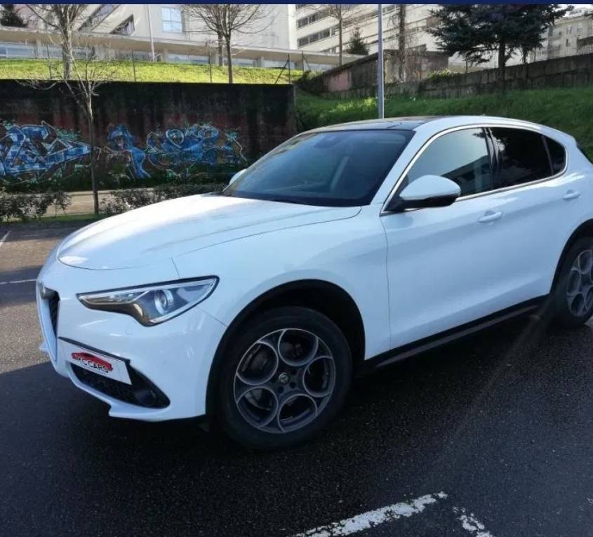 Moda Alfa Romeo Stelvio Q4 Turbo

