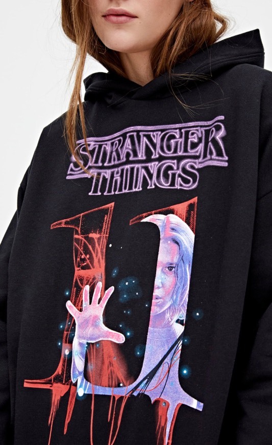 Products Sweatshirt Stranger Things Pull and Bear