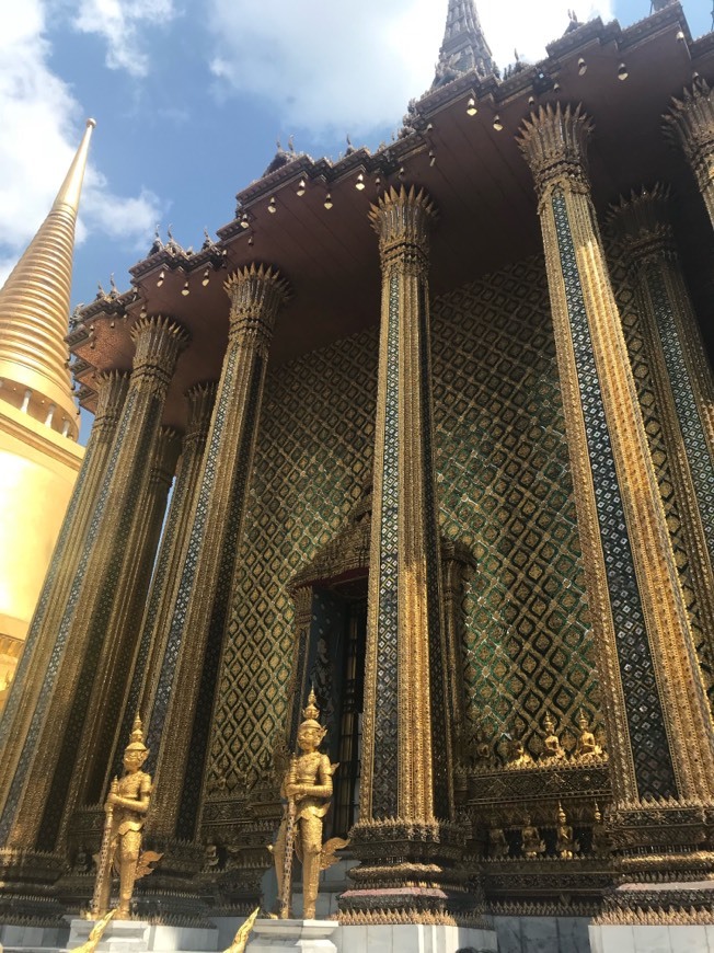 Place Temple of the Emerald Buddha