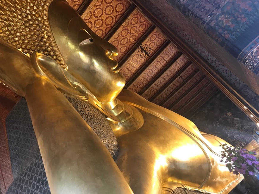 Place Wat Pho (Reclining Budha Statue)