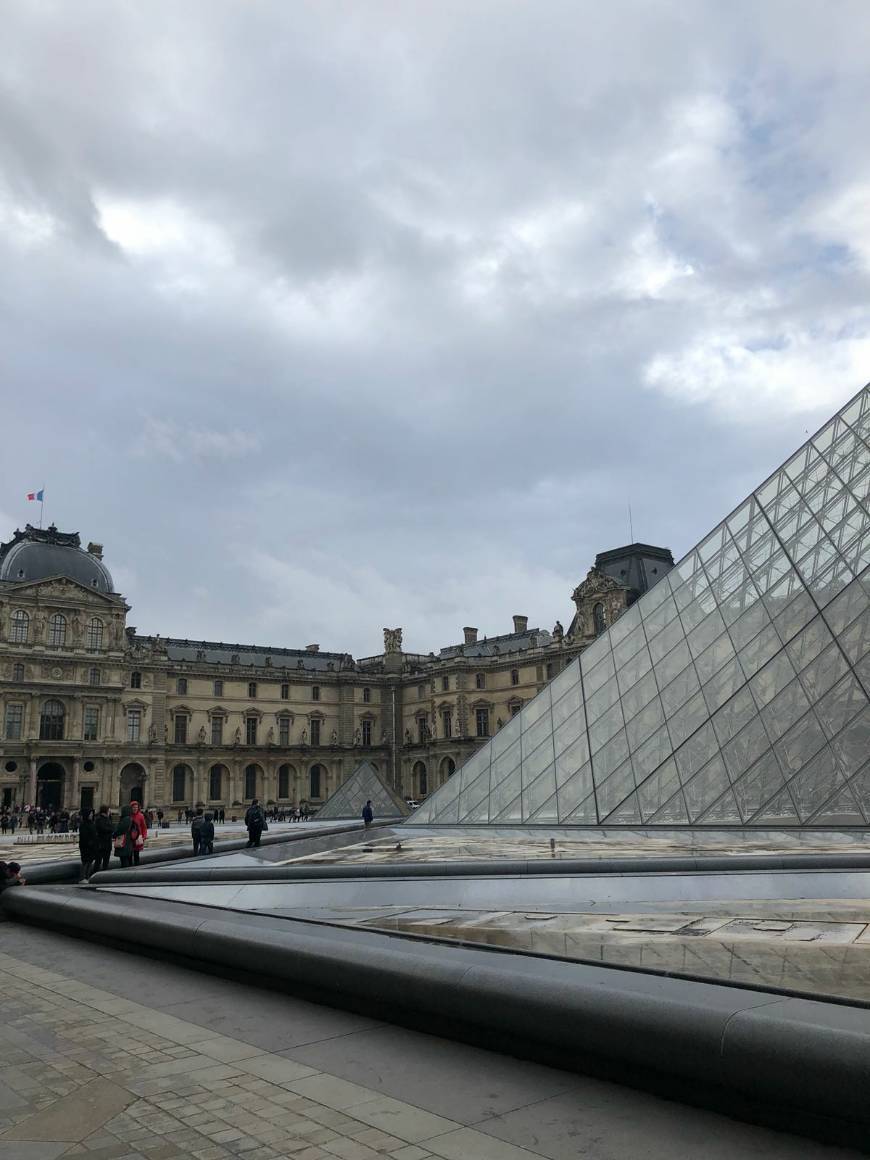 Lugar Museo del Louvre