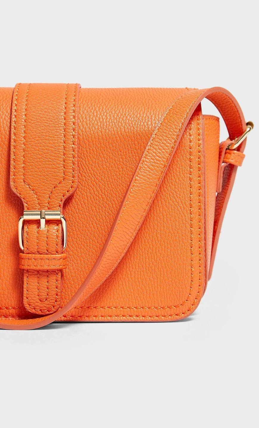 Social Bandolera cuadrada naranja stradivarius