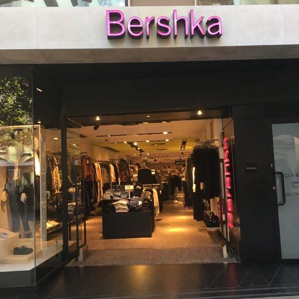 Lugar Bershka Girona