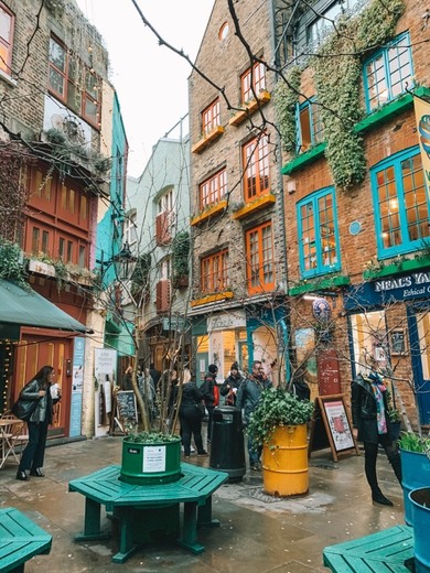 Neal's Yard