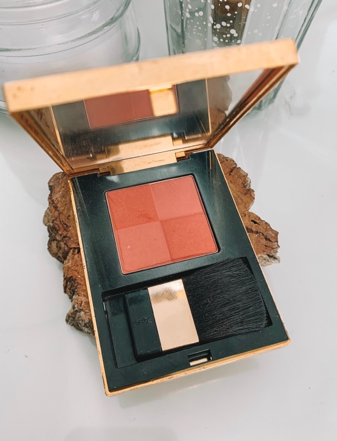 Products Yves Saint Laurent- Blush Radiance