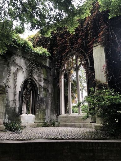 St. Dunstan in the East Church Garden