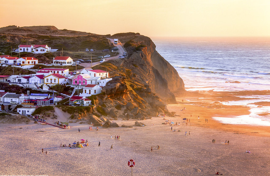 Places Praia do Monte Clérigo