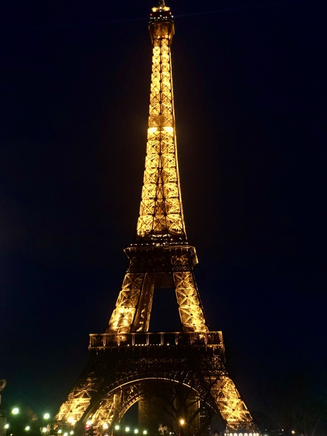 Place Torre Eiffel