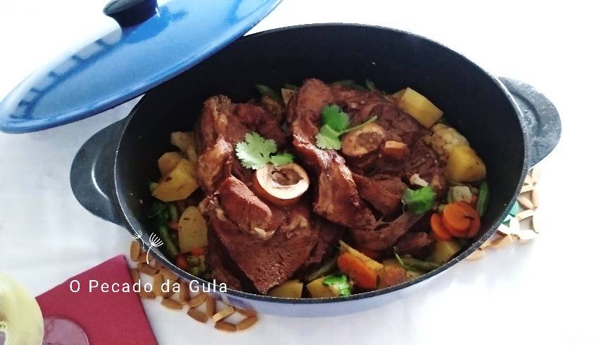 Fashion Ossobuco de Vitela com Legumes 