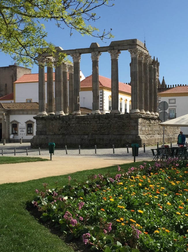 Place Évora