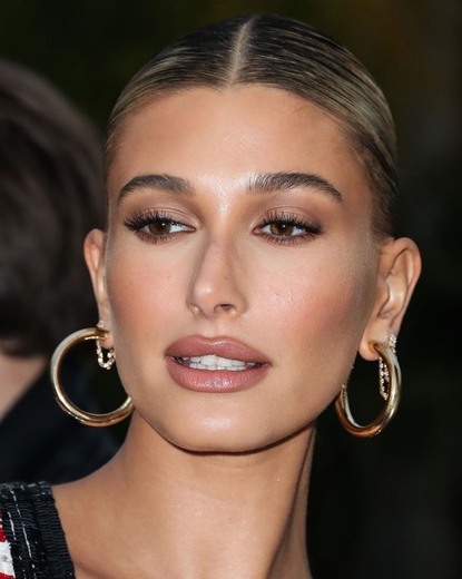 Hailey Baldwin