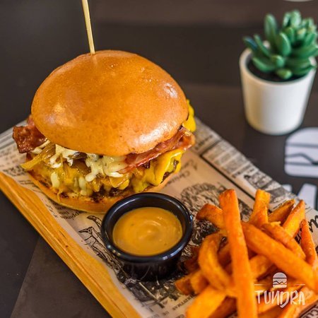 Restaurantes Tundra Fusion Burger
